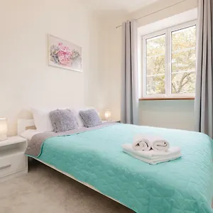  Apartment Miodowa Old Town