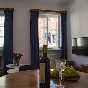  Apartment Near To The Castle